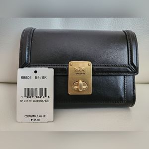 COACH HUTTON WALLET (Never worn) (w/ minor flaws/scratch but still so beautiful)